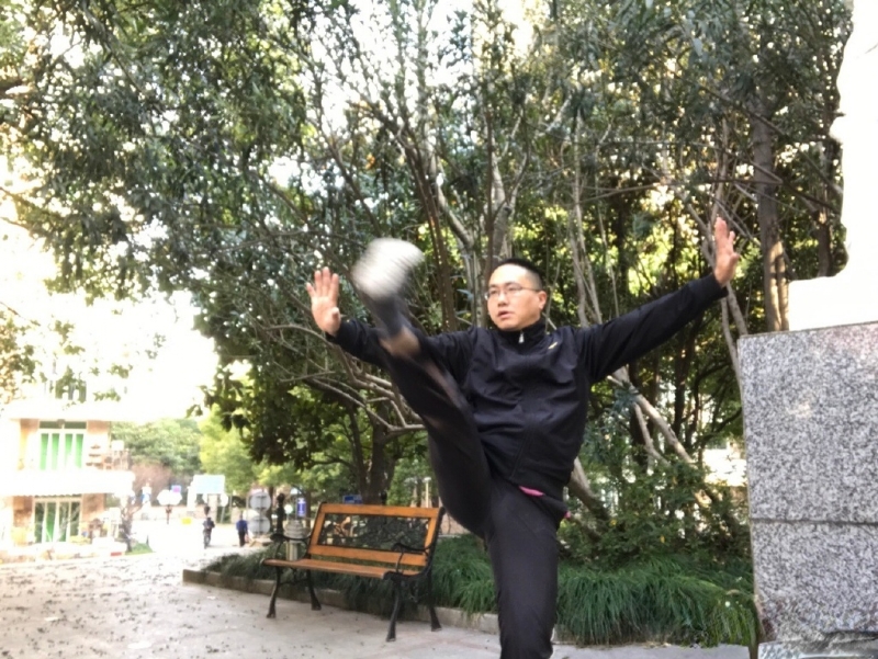 自故深情好受伤的第三张照片--百色相亲服务中心