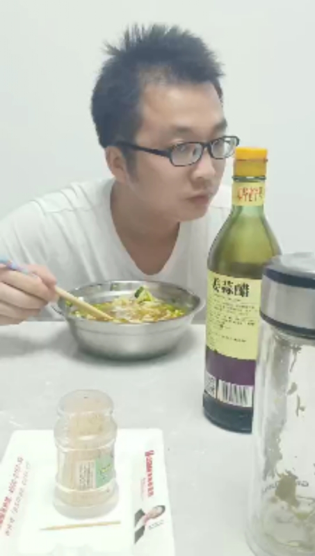 超超的第一张照片--百色相亲服务中心