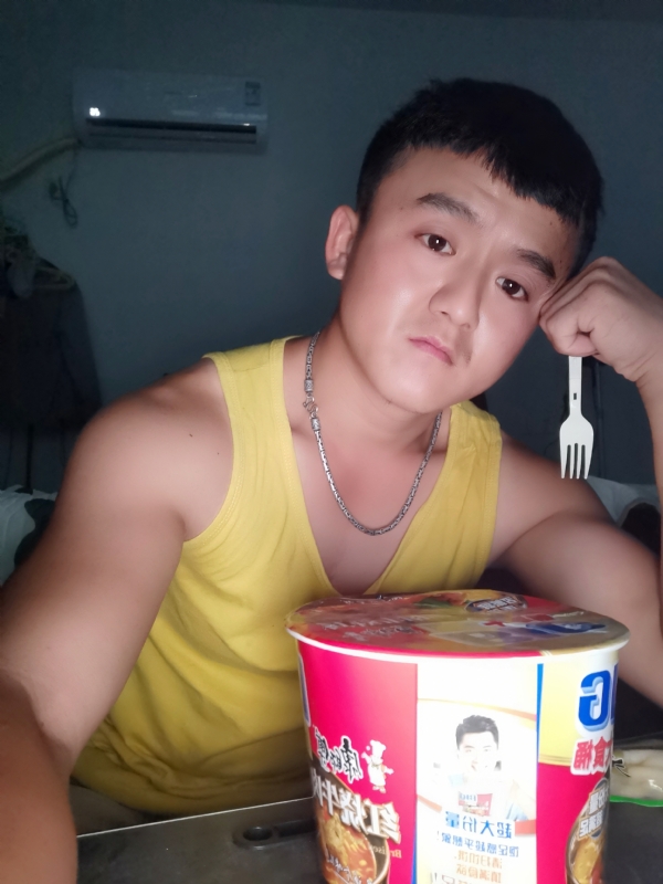 飞飞的第三张照片--百色相亲服务中心