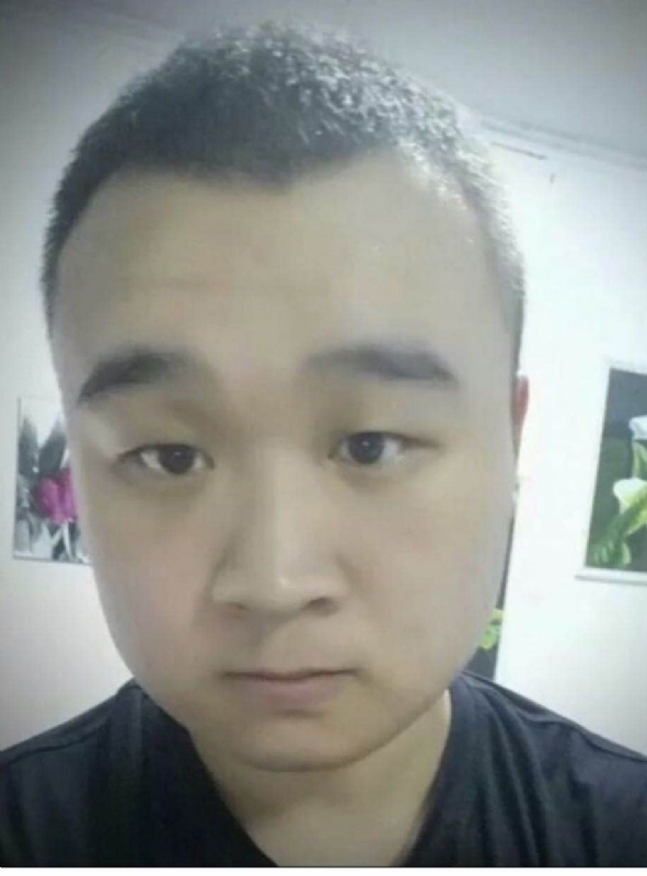 逆的第一张照片--百色相亲服务中心