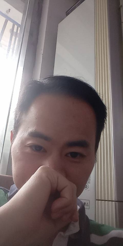 90年大叔的第三张照片--百色相亲服务中心