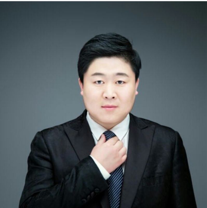 迷途小书童的第一张照片--百色相亲服务中心