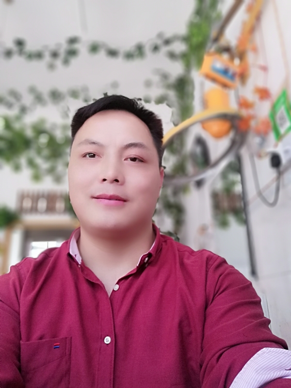 展梦飞翔XC的第一张照片--百色相亲服务中心