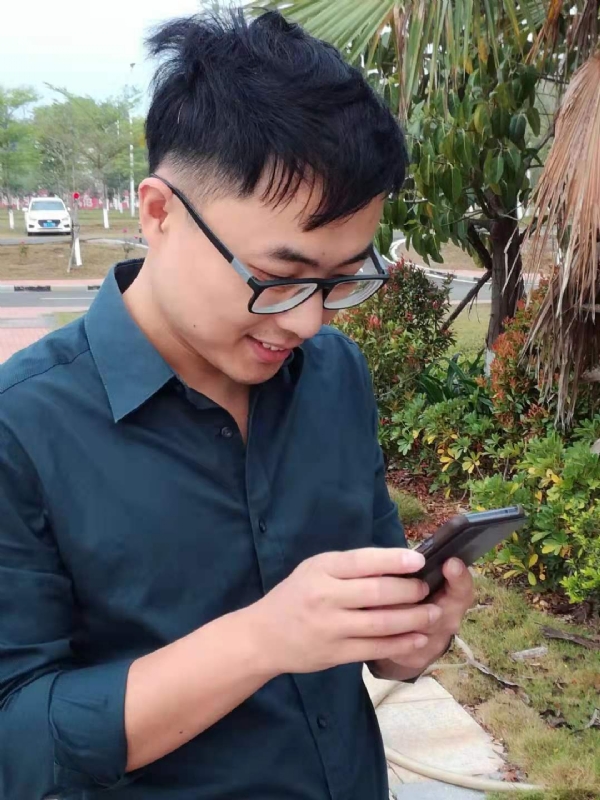 鼠王子的第一张照片--百色相亲服务中心