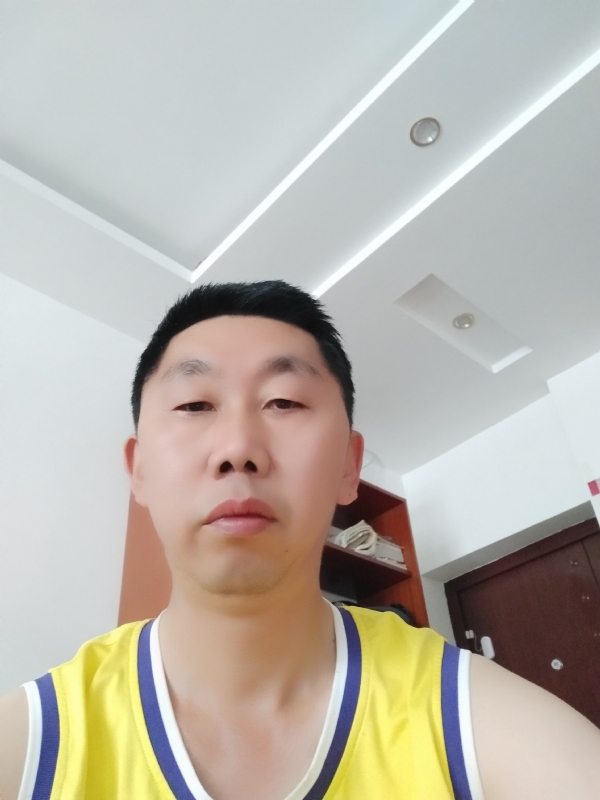 写尽半生纸上酸的第一张照片--百色相亲服务中心