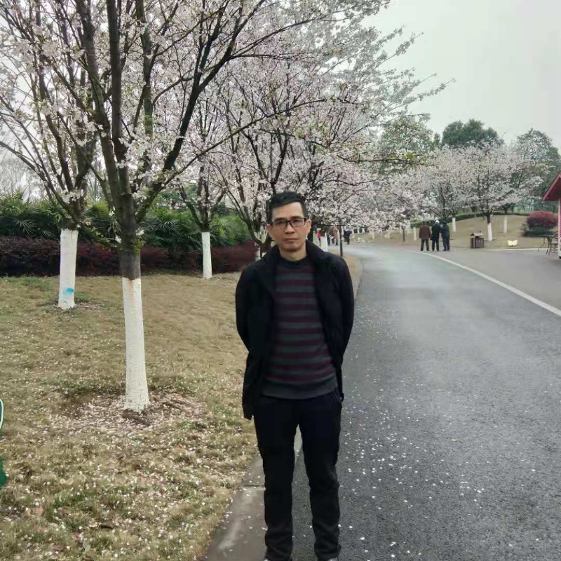 痴心爱人的第一张照片--百色相亲服务中心