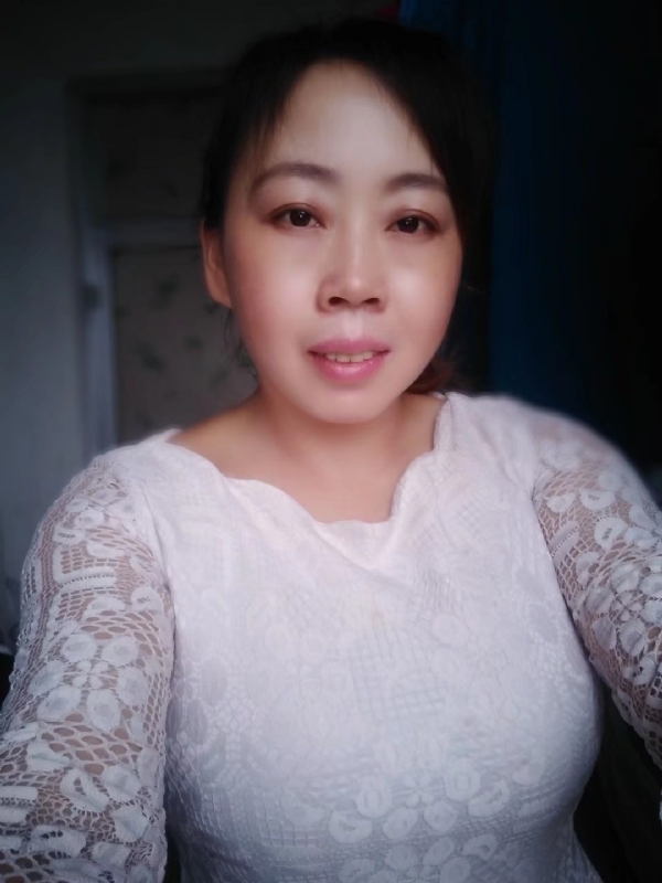 笑看人生的第一张照片--百色相亲服务中心