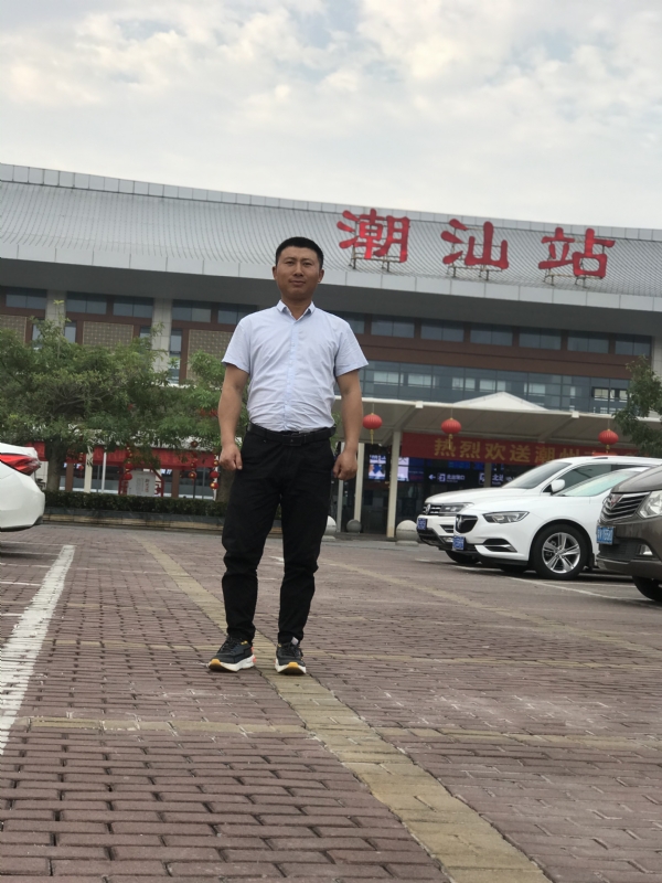 健华的第三张照片--百色相亲服务中心