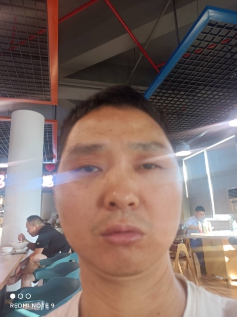 专情、互爱的第二张照片--百色相亲服务中心