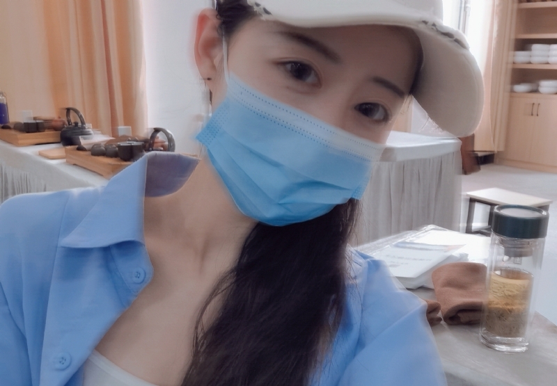 木头人的第一张照片--百色相亲服务中心