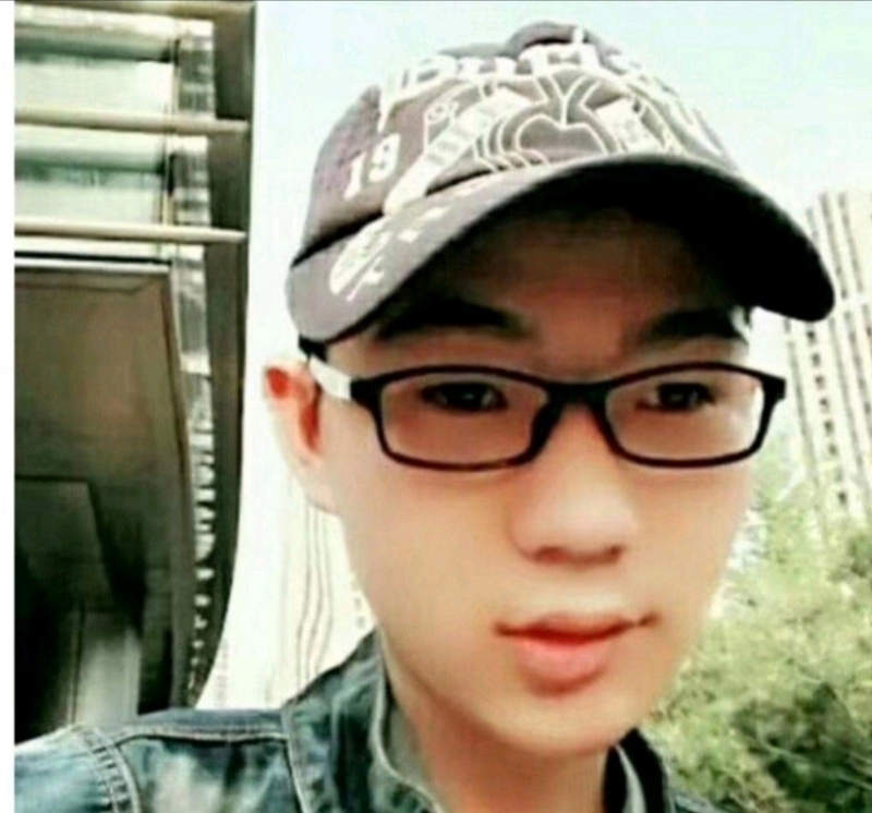 小霪虫的第三张照片--百色相亲服务中心