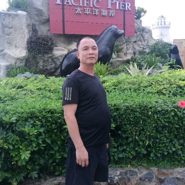 木子五的第二张照片--百色相亲服务中心