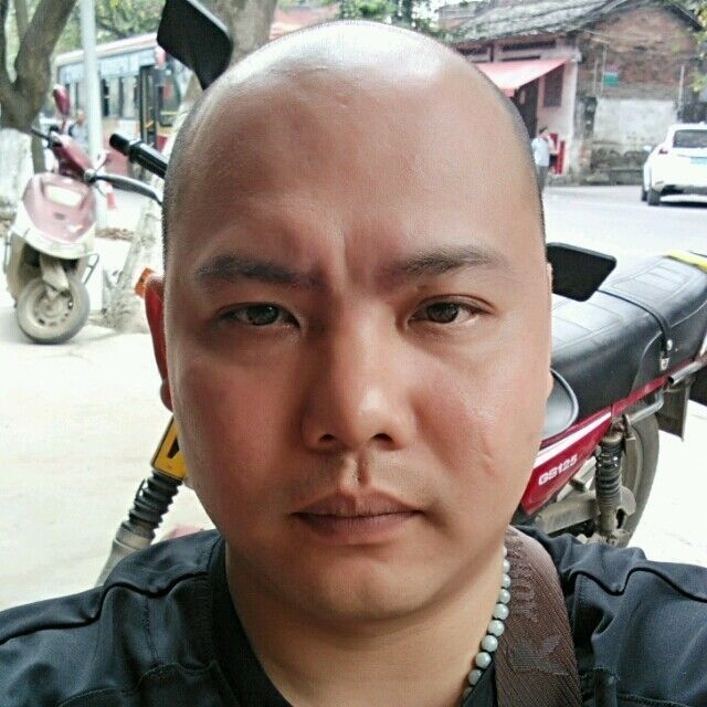 开心就好的第二张照片--百色相亲服务中心