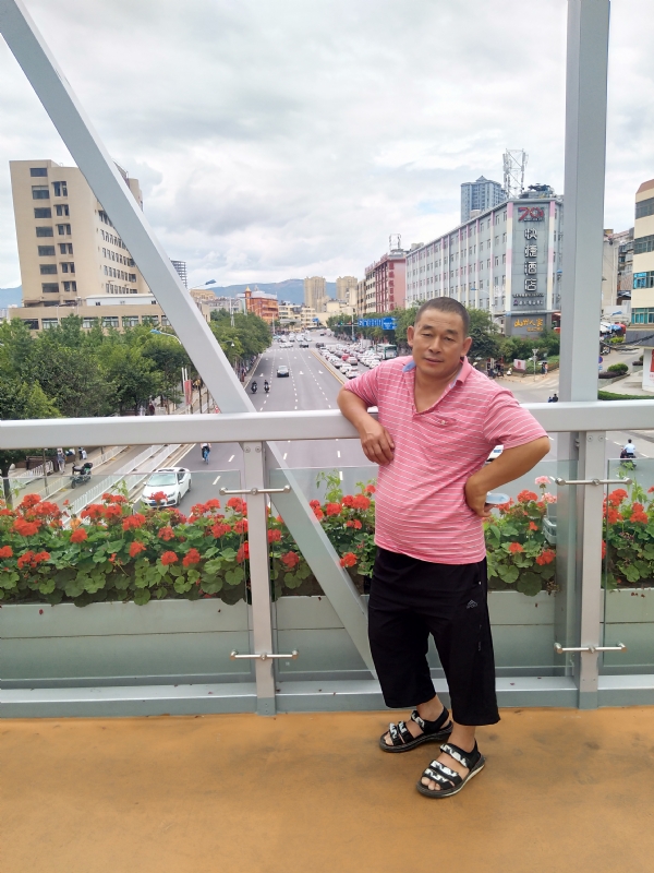 真诚的第一张照片--百色相亲服务中心