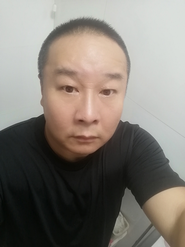 一束光的第一张照片--百色相亲服务中心