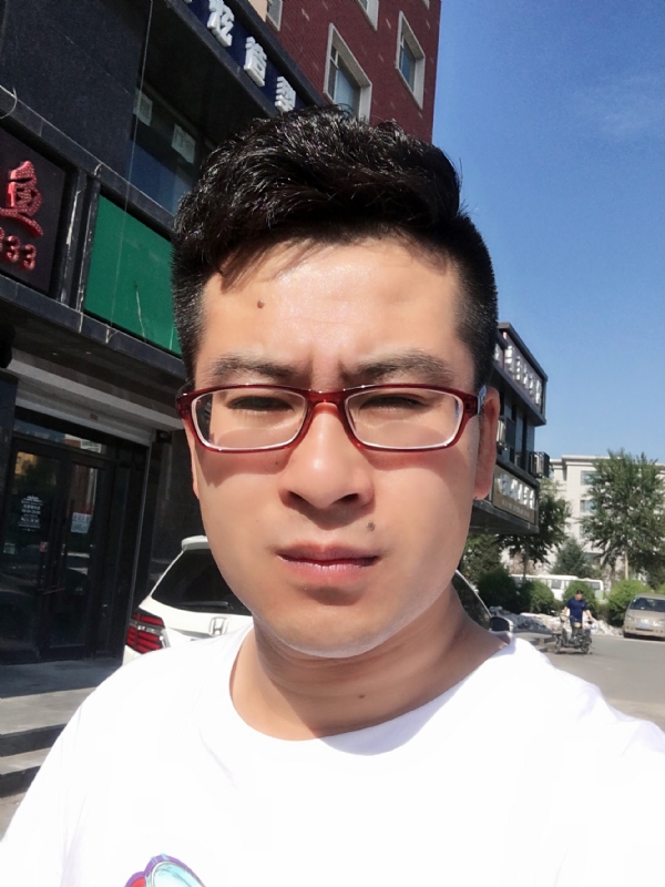 AA首席的第一张照片--百色相亲服务中心