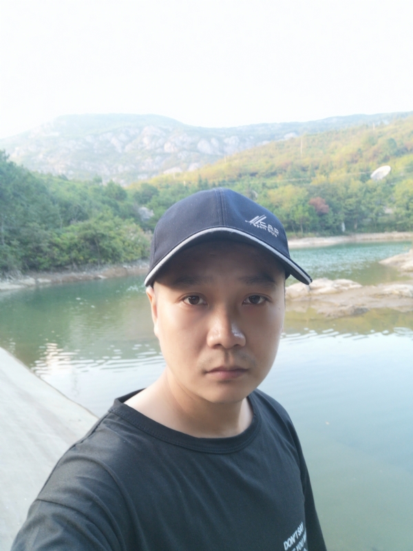 夜晚的第一张照片--百色相亲服务中心