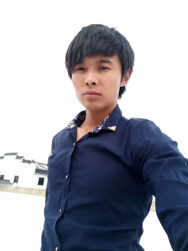 庸人自扰的第一张照片--百色相亲服务中心