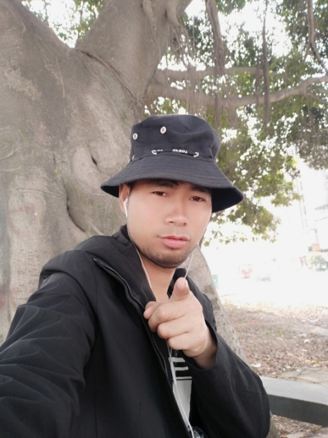 爱，要有你在的第一张照片--百色相亲服务中心