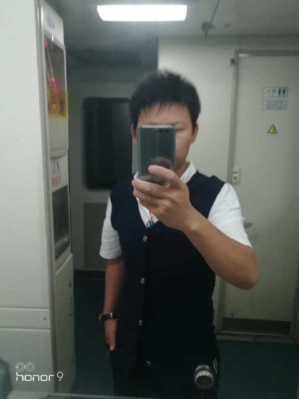 阳光下de幸福的第一张照片--百色相亲服务中心