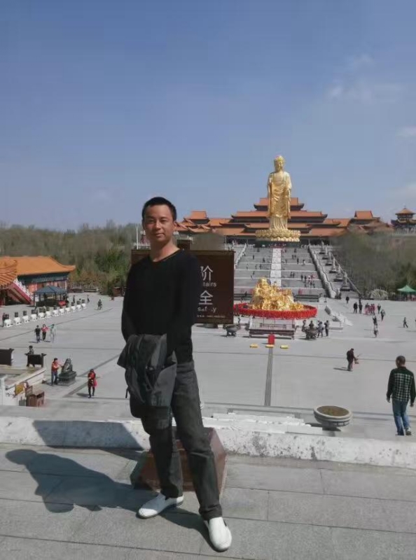 恺哥哥的第一张照片--百色相亲服务中心