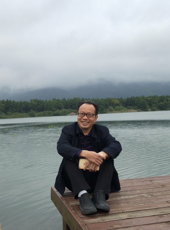 老牛的第一张照片--百色相亲服务中心