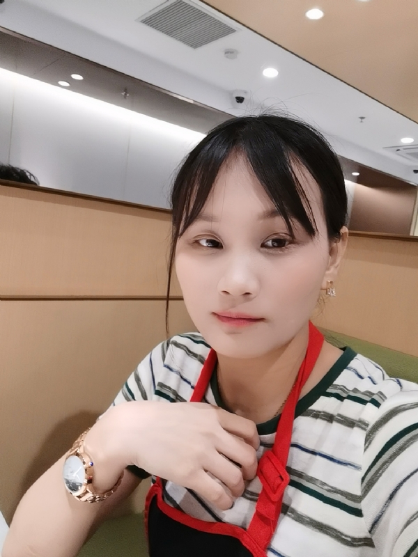 木子李的第一张照片--百色相亲服务中心