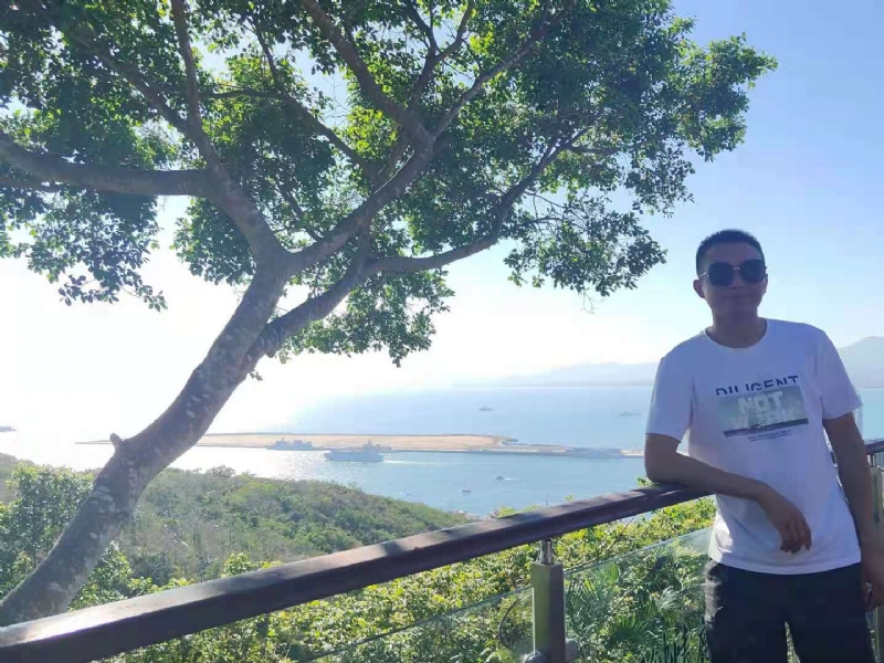 流星的第一张照片--百色相亲服务中心