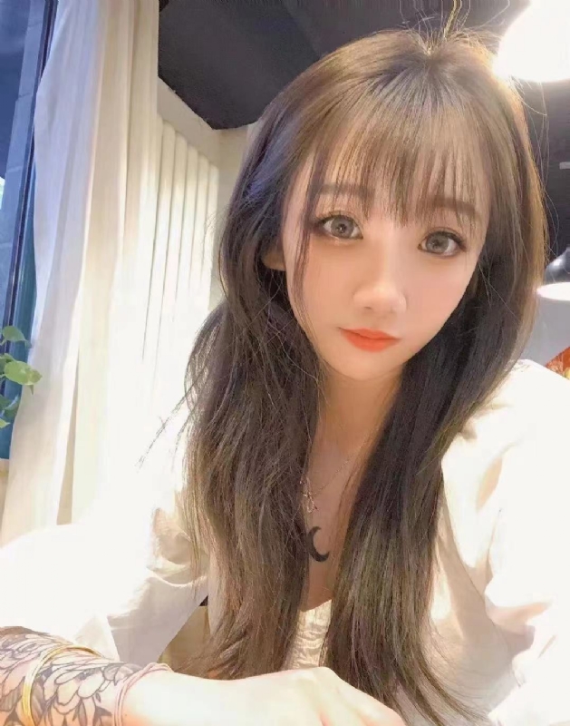 柚子的第一张照片--百色相亲服务中心