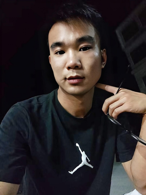 时光所致的第一张照片--百色相亲服务中心