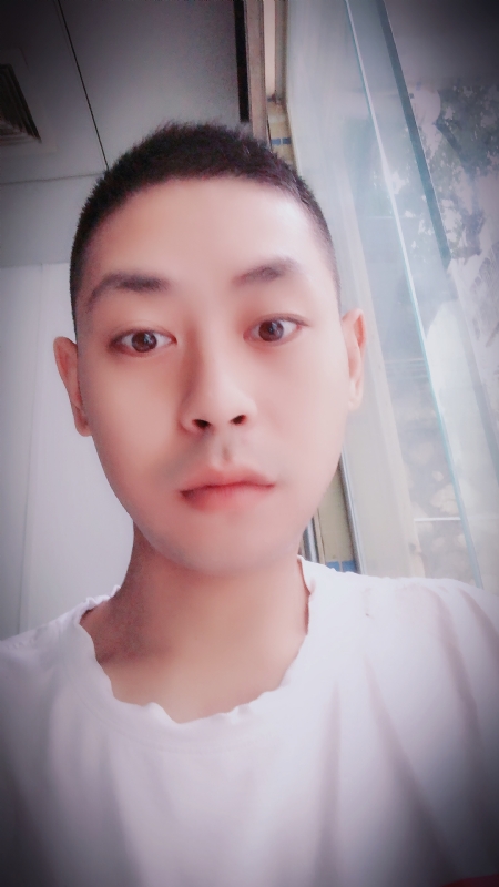 豆子的第二张照片--百色相亲服务中心