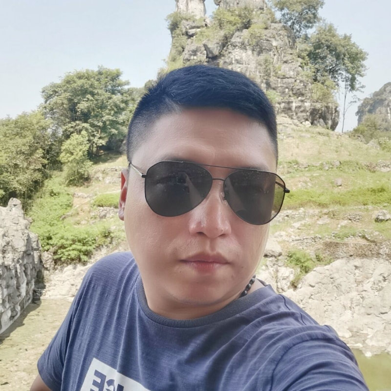 葡萄的第一张照片--百色相亲服务中心