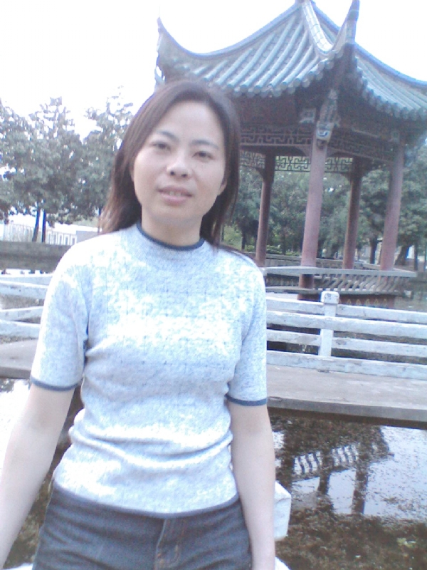 小草的第二张照片--百色相亲服务中心