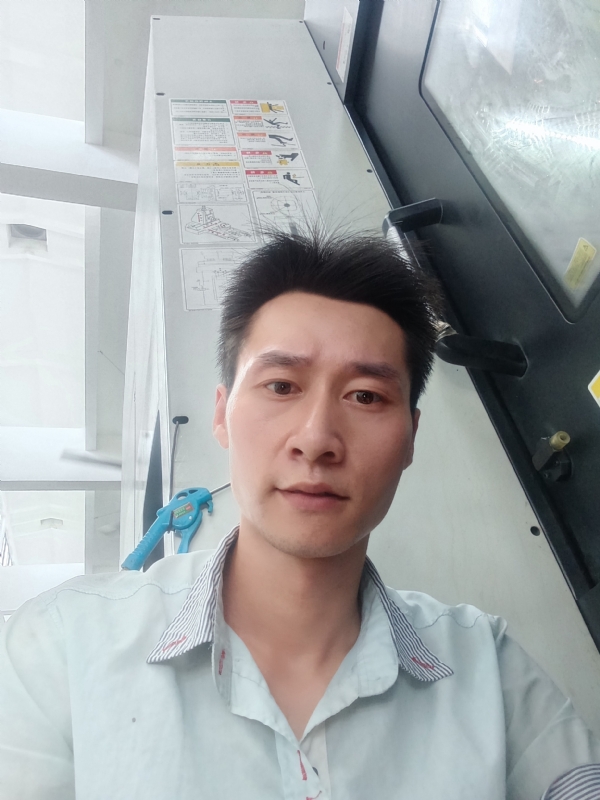 丽影封存的第一张照片--百色相亲服务中心