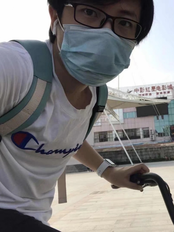 丁先生的第二张照片--百色相亲服务中心