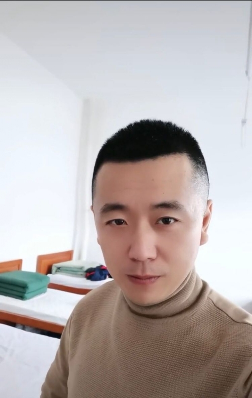 随风的第二张照片--百色相亲服务中心