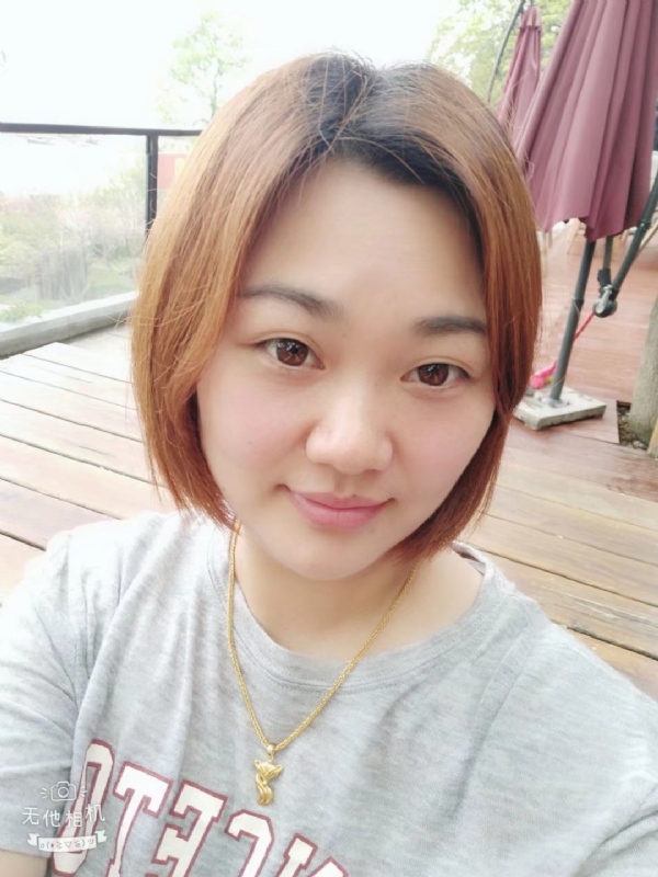 双宝的第一张照片--百色相亲服务中心