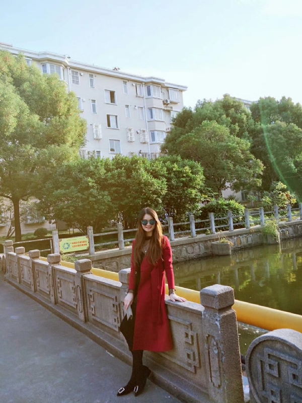 yaya的第一张照片--百色相亲服务中心