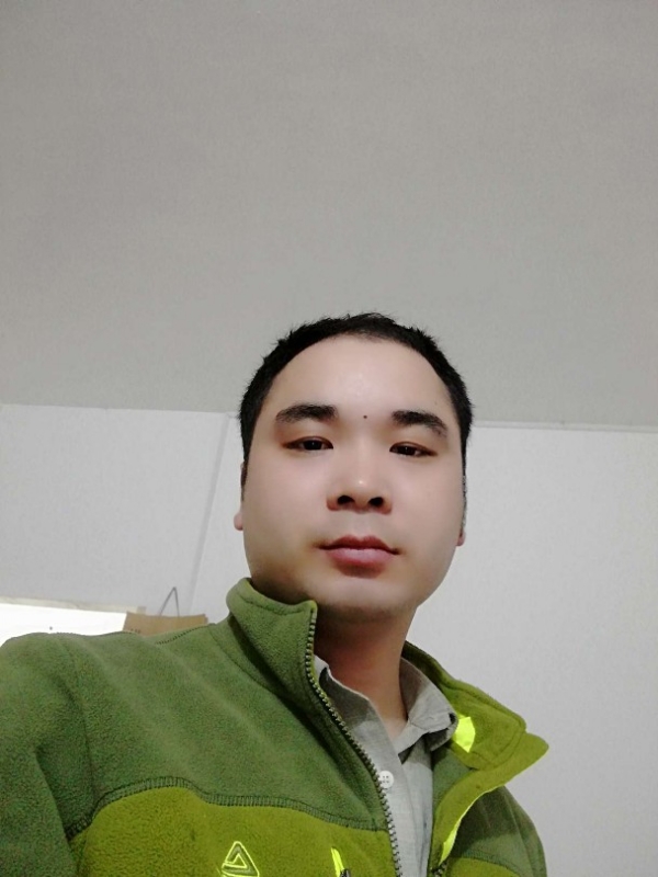 王群松的第一张照片--百色相亲服务中心