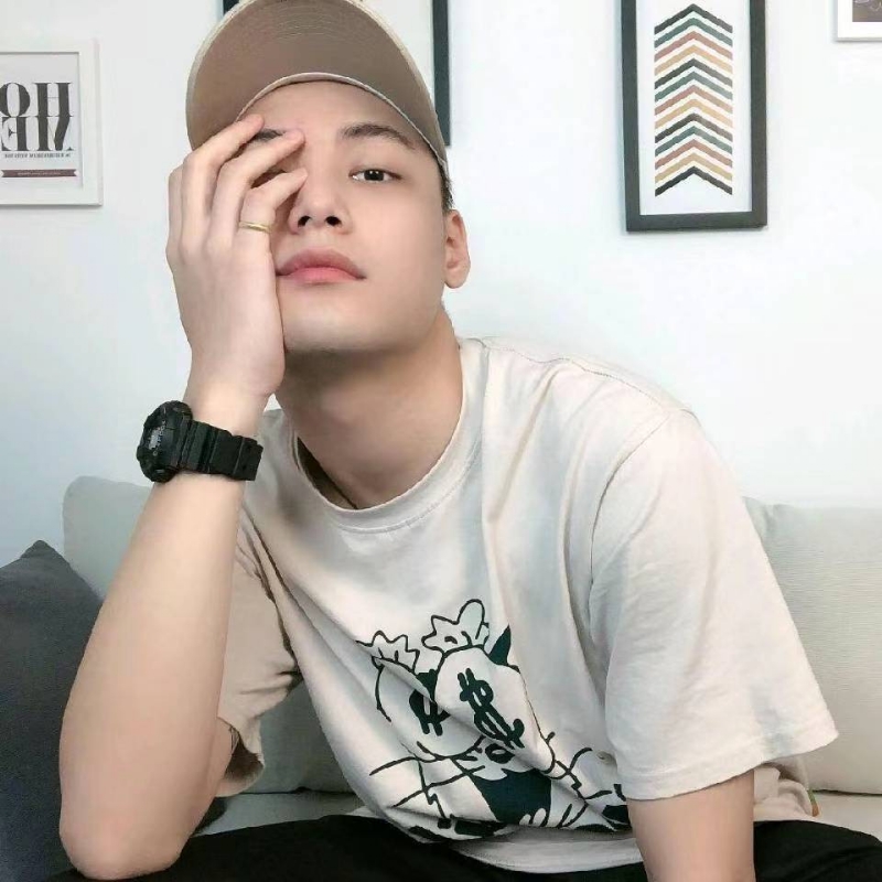 勇敢的第一张照片--百色相亲服务中心