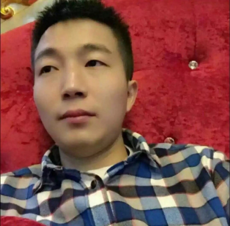 崩塌的信仰的第一张照片--百色相亲服务中心