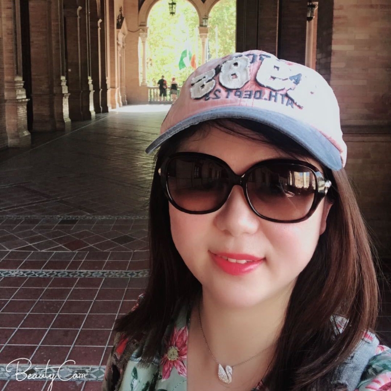 蓝蓝的天空的第一张照片--百色相亲服务中心