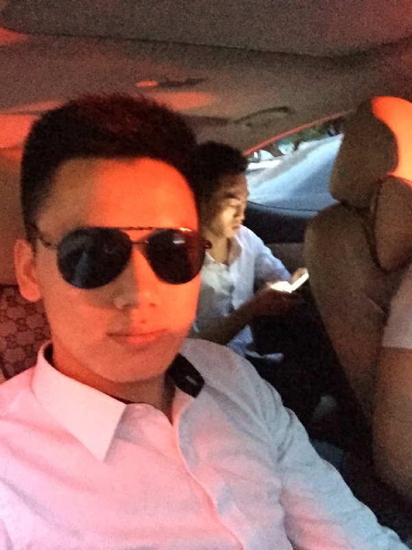 哎迩的第二张照片--百色相亲服务中心