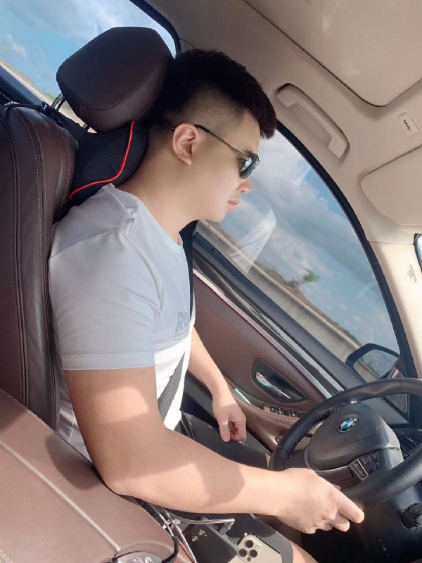 Di的第一张照片--百色相亲服务中心