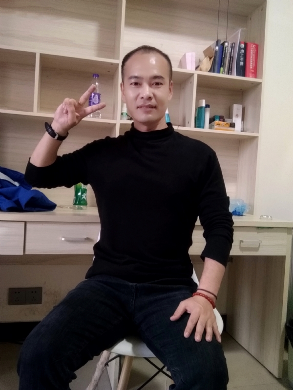 熊大与熊二的第二张照片--百色相亲服务中心