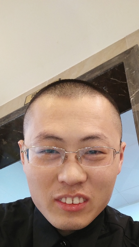 陈彩的第一张照片--百色相亲服务中心