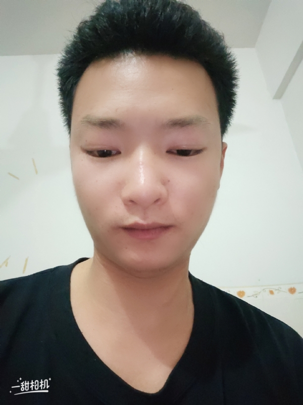 孤狼的第一张照片--百色相亲服务中心