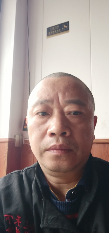 快乐人生的第一张照片--百色相亲服务中心