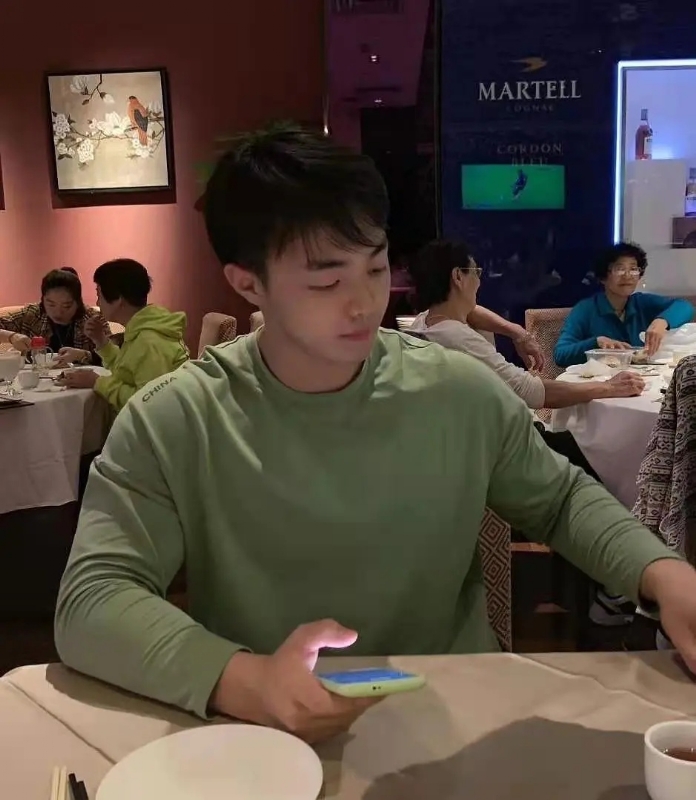 la的第一张照片--百色相亲服务中心