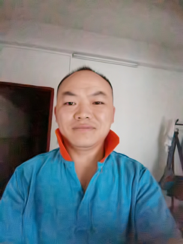 与子携老的第四张照片--百色相亲服务中心